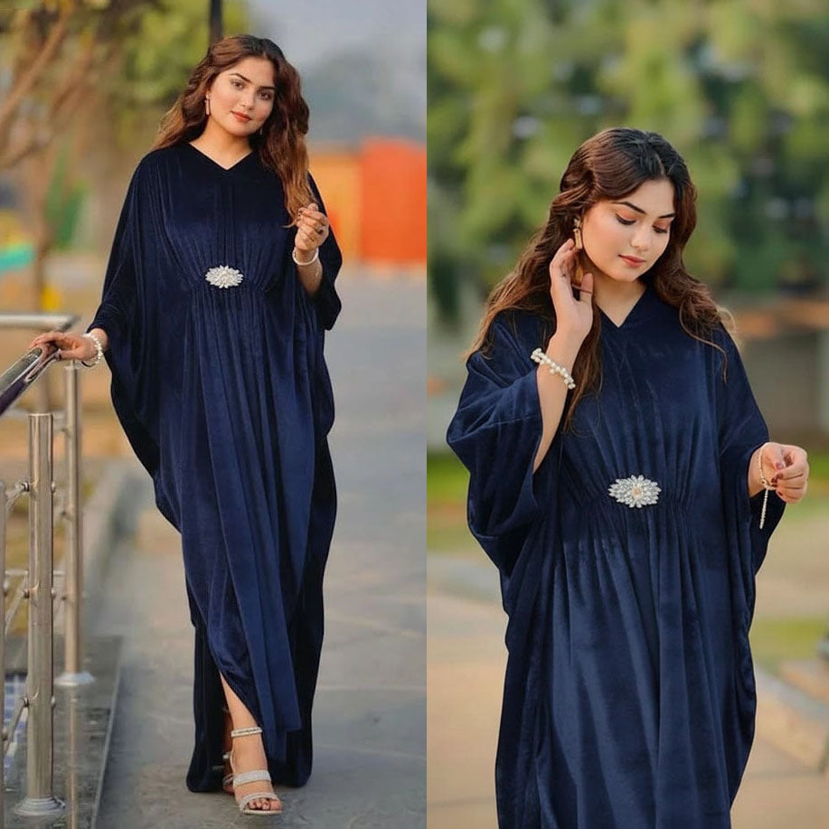 Luxury Velvet Kaftan – Elegant Flowing Evening Wear
