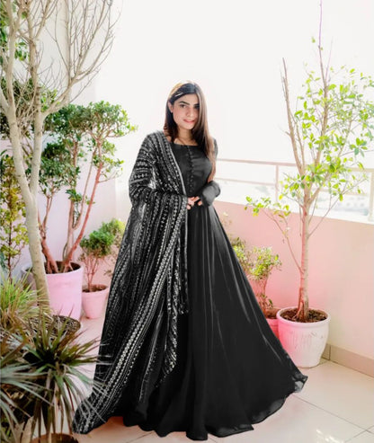 Heavy Embroidered Dupatta with Long Maxi and Trouser 3pcs