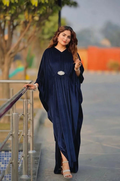 Luxury Velvet Kaftan – Elegant Flowing Evening Wear