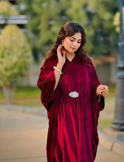 Luxury Velvet Kaftan – Elegant Flowing Evening Wear