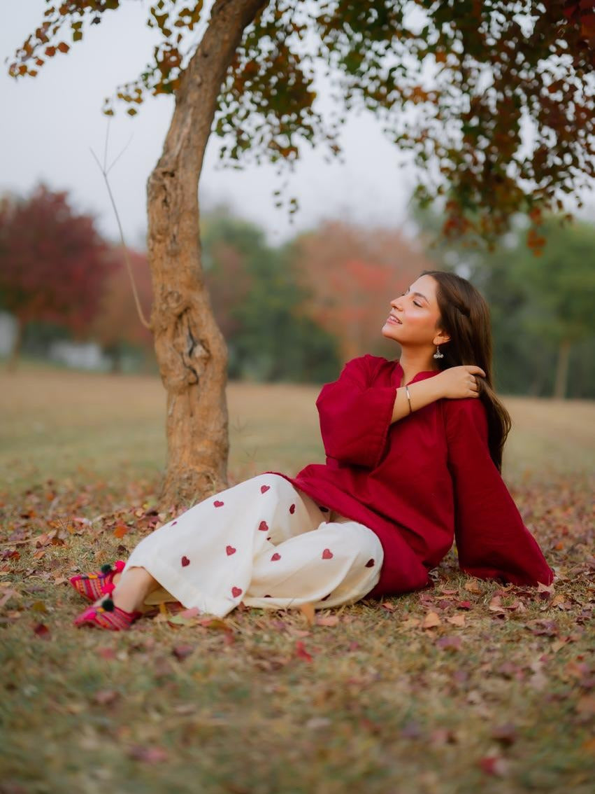 Eid 2026 Arrival HANIA AMIR 2PC