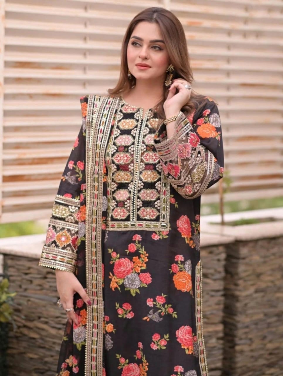 ANEELA’S EMBROIDERED Stuff Doria Lawn - 3 PC
